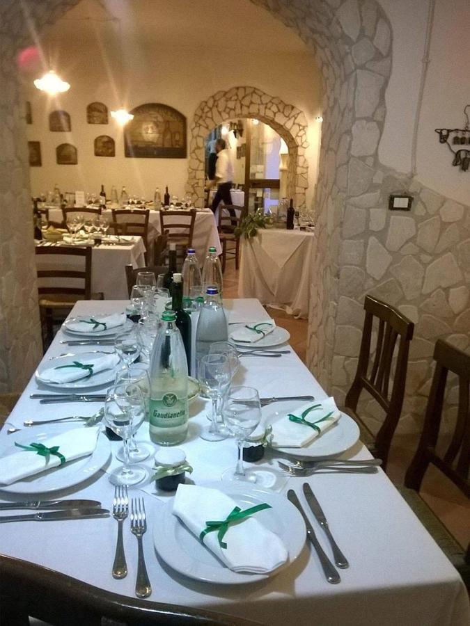 Agriturismo Tre Santi Villa Padula Szoba fotó